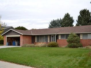 3750 N Coventry Dr, Boise, ID 83704