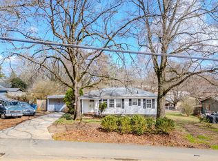 8 Pinecrest Dr NW, Rome, GA 30165