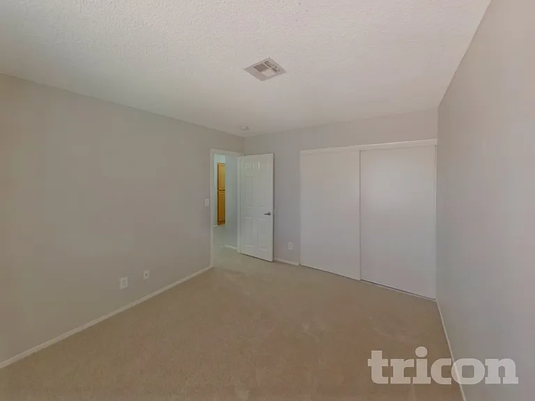 1947 Guinn Dr — Photo 13
