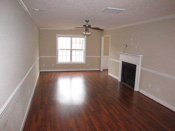 3rd image of 4247 D Dudleys Grant Dr