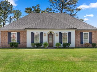 5781 Amoco Rd, Iowa, LA 70647