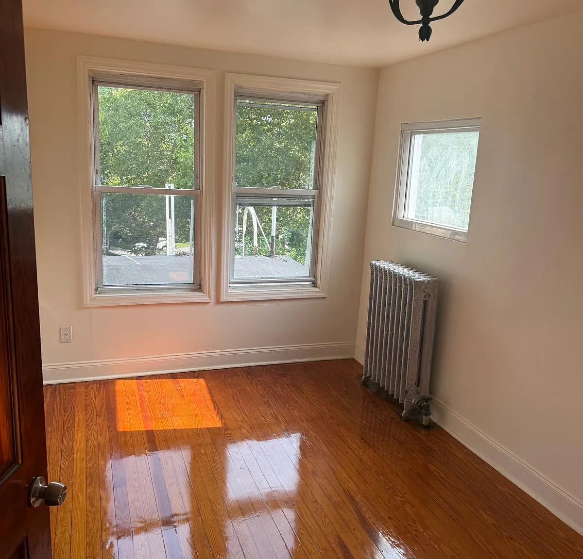 1 bed, 700 sqft, $2,734 — Photo 2