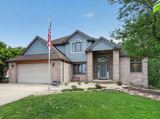 3385 W Nettle Creek Dr, Morris, IL 60450