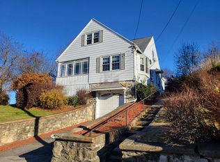 15 Warren St, Southbridge, MA 01550