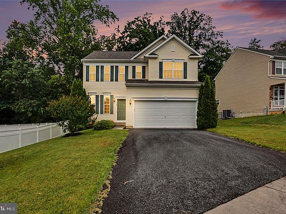 2nd image of 1207 Wishing Well Ct