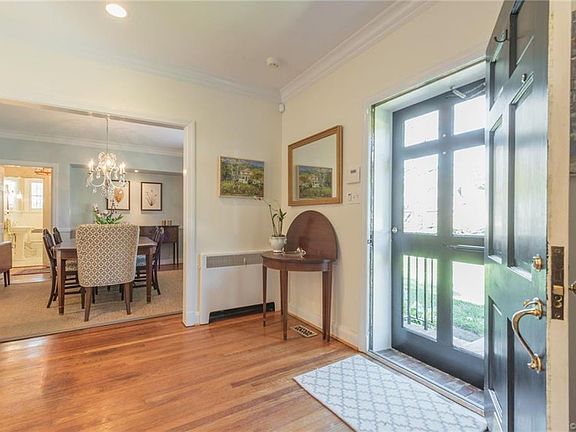 3rd image of 4305 N Ashlawn Dr