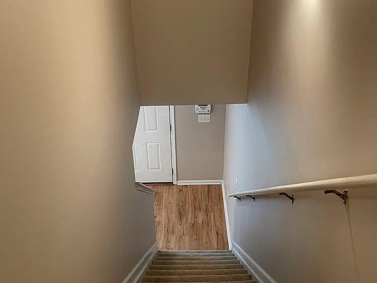 480 Inkberry Dr — Photo 8