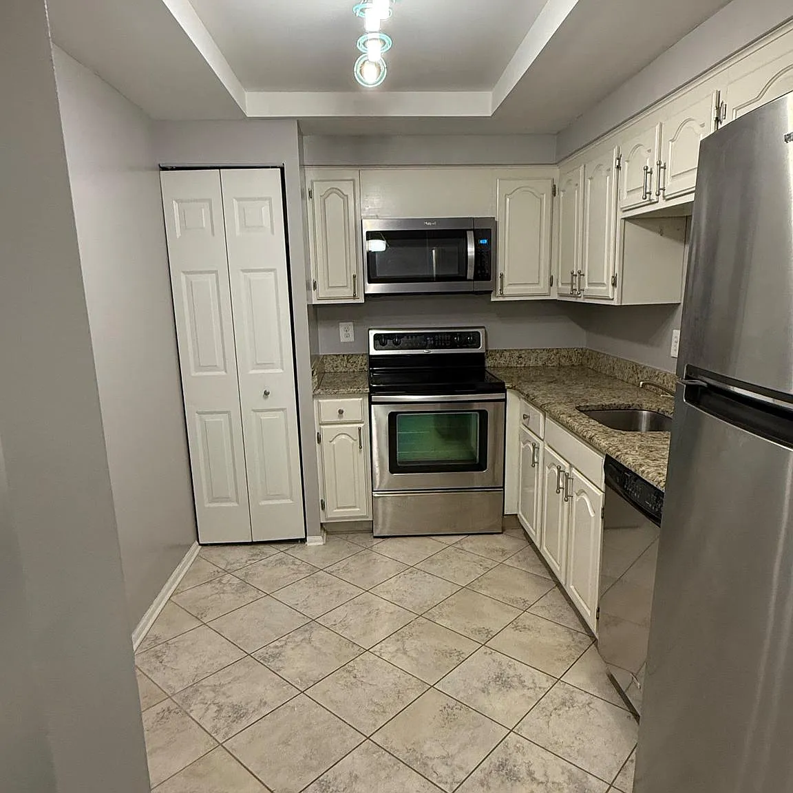The Colonies At Mclean C — Photo 1