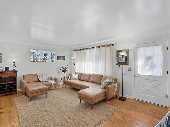 3rd image of 6617 Kirkland Dr