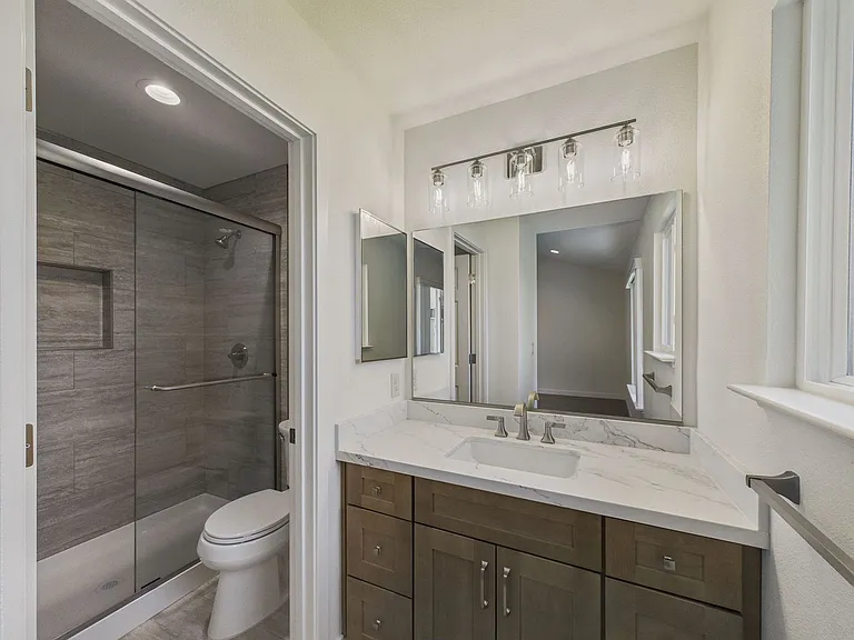442 Fontanelle Dr — Photo 24