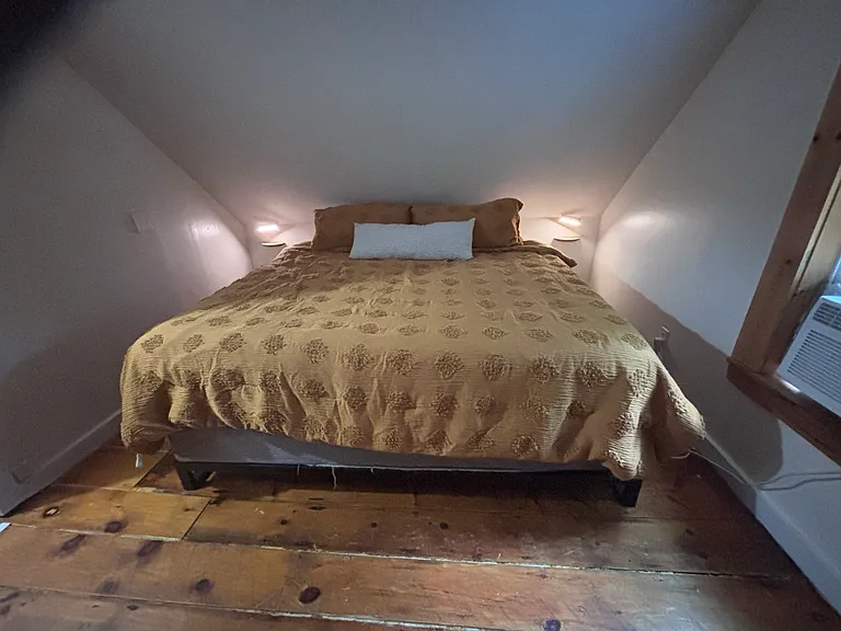 King bed upstairs