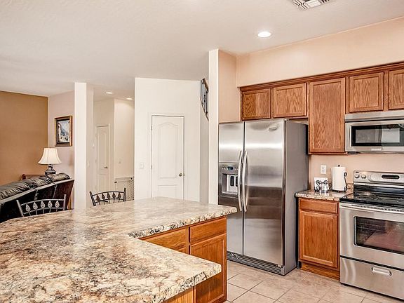 3rd image of 8403 W Palo Verde Ave