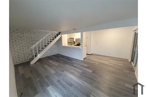 4728 Greenholme Dr #3 Photo 1