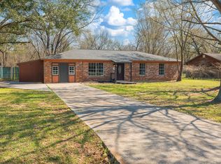 31942 S Wiggins St, Magnolia, TX 77355