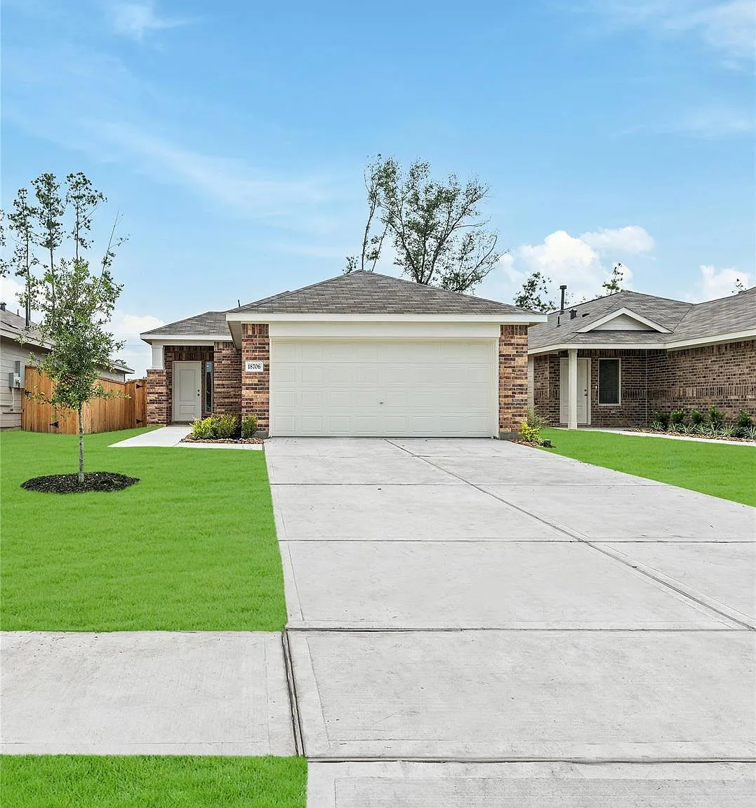 3 bed, 2.0 bath, 1188 sqft, $1,795 — Photo 1