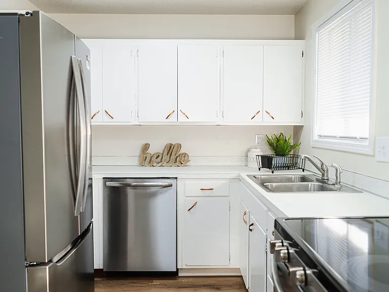 1013 N Neel St — Photo 8
