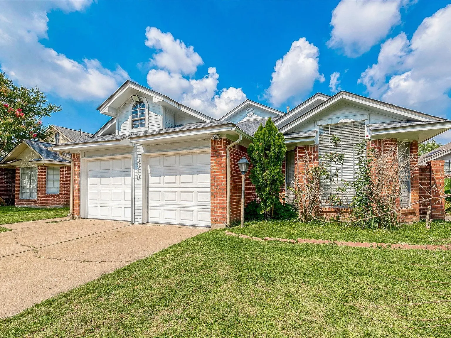 3 bed, 2.0 bath, 1777 sqft, $2,100 — Photo 3