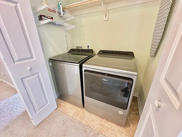 456 N Oceana Blvd — Photo 16