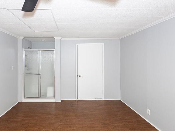 4th image of 4262 N 5th St