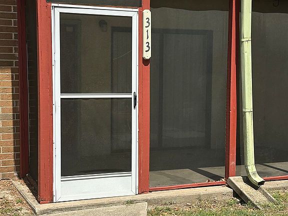 2nd image of 317 Mabry St APT 313