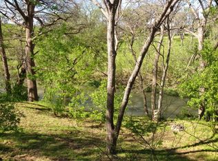 187 River Park Dr, Martindale, TX 78655