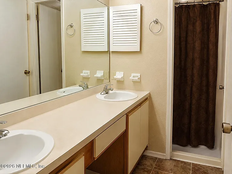 4108 Hanging Moss Ct — Photo 6