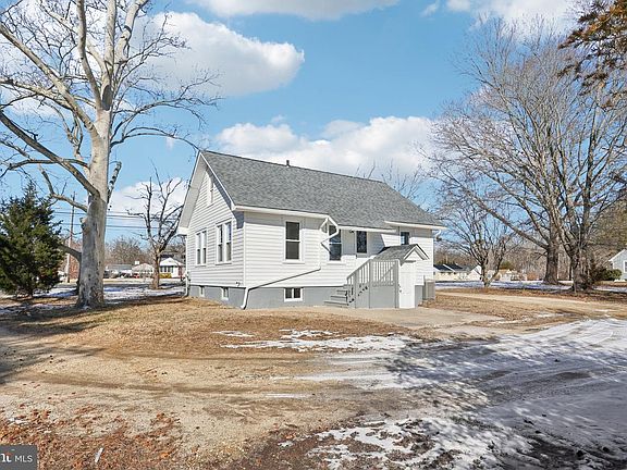 5th image of 2559 Cedar St