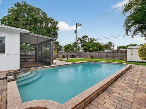 1419 Harding St, Hollywood, FL 33020