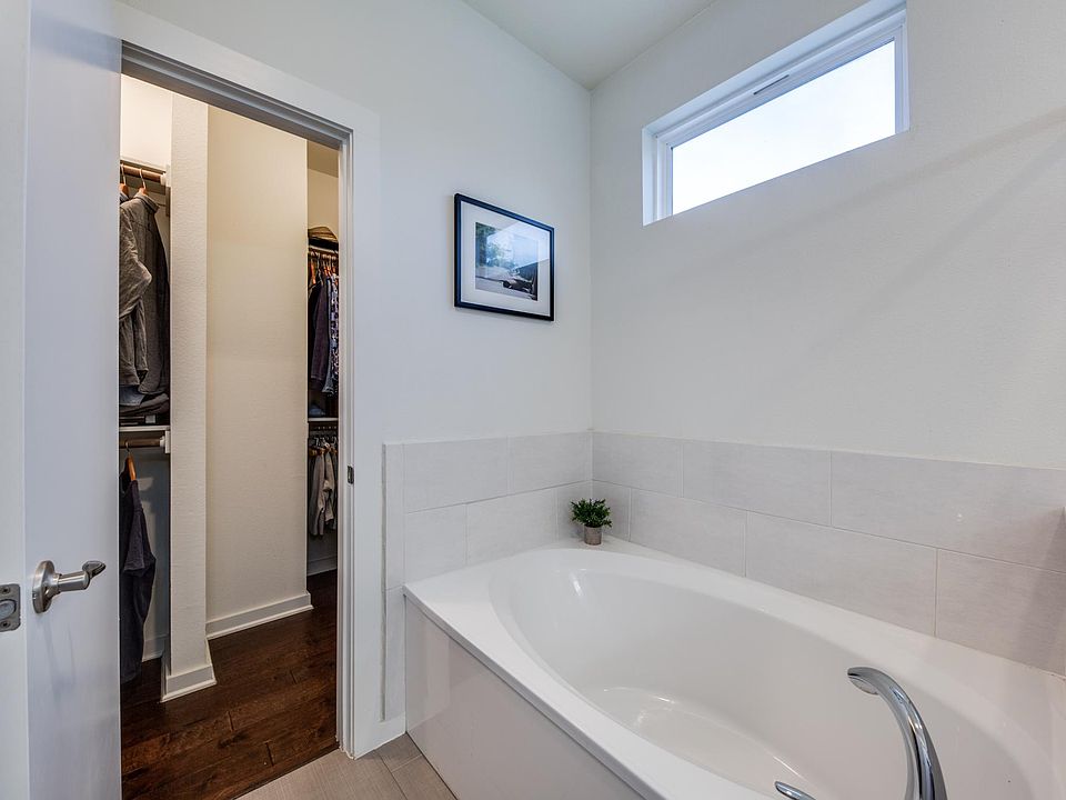 1st image of 236 E Cevallos #103