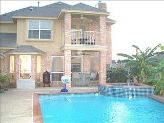 1st image of 22 Zachary Ct