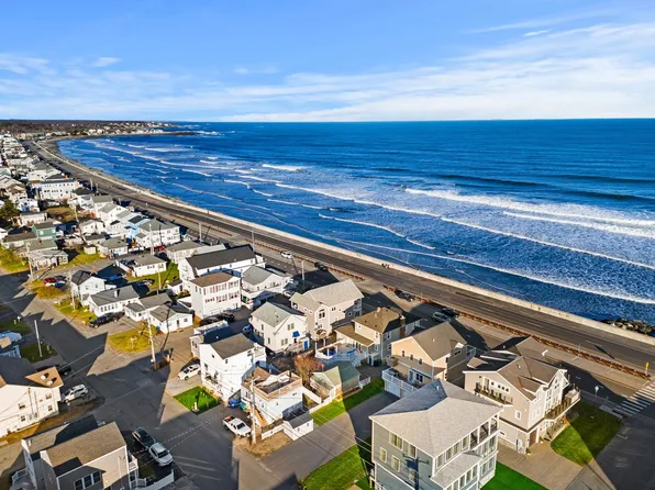 743 Ocean Boulevard, Hampton, NH 03842