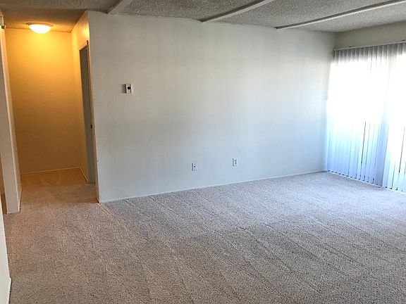 3rd image of 781 S Nardo Ave APT O17