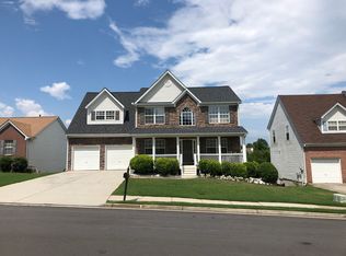 3995 Crescent Walk Ln, Suwanee, GA 30024