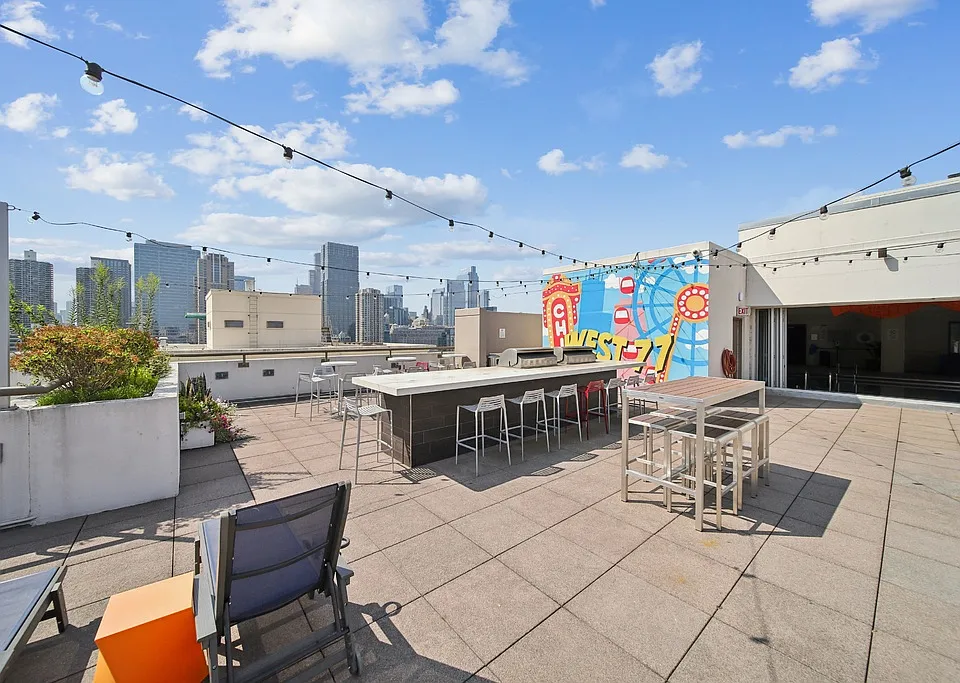 West77 Apartments