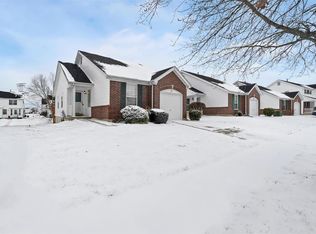216 Centerfield Dr, O'Fallon, MO 63366