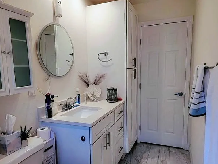1733 Evans Dr — Photo 4