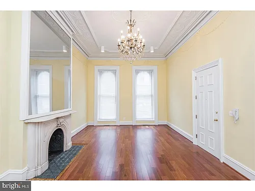2129 Walnut St #1 Photo 1