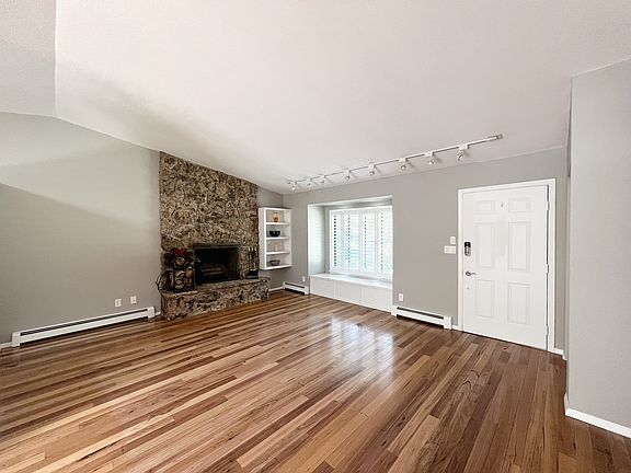 4th image of 106 Bobcat Ct