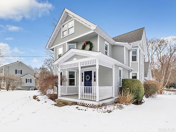 3rd image of 774 Fairfield Woods Road