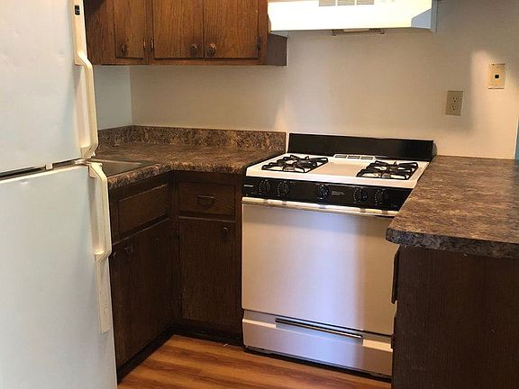 3rd image of 3530-3545 E Tesch Avenue 4025-4051 S Packard Ave #1