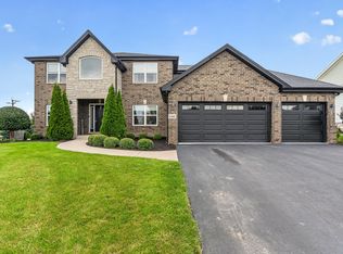 16440 W Turnberry Cir, Lockport, IL 60441