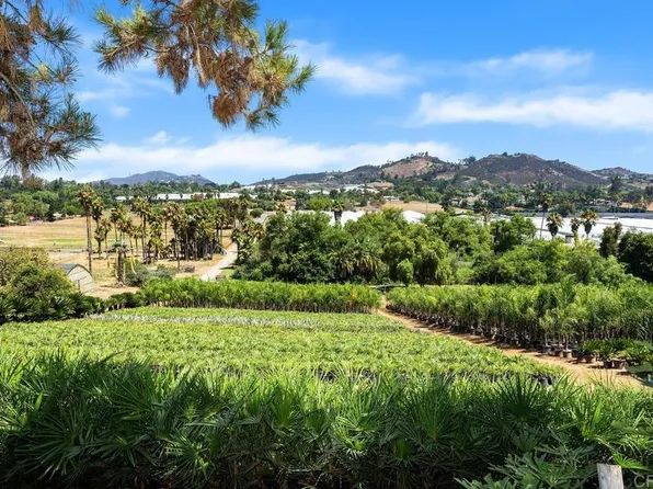 Easy St, San Marcos, CA 92069