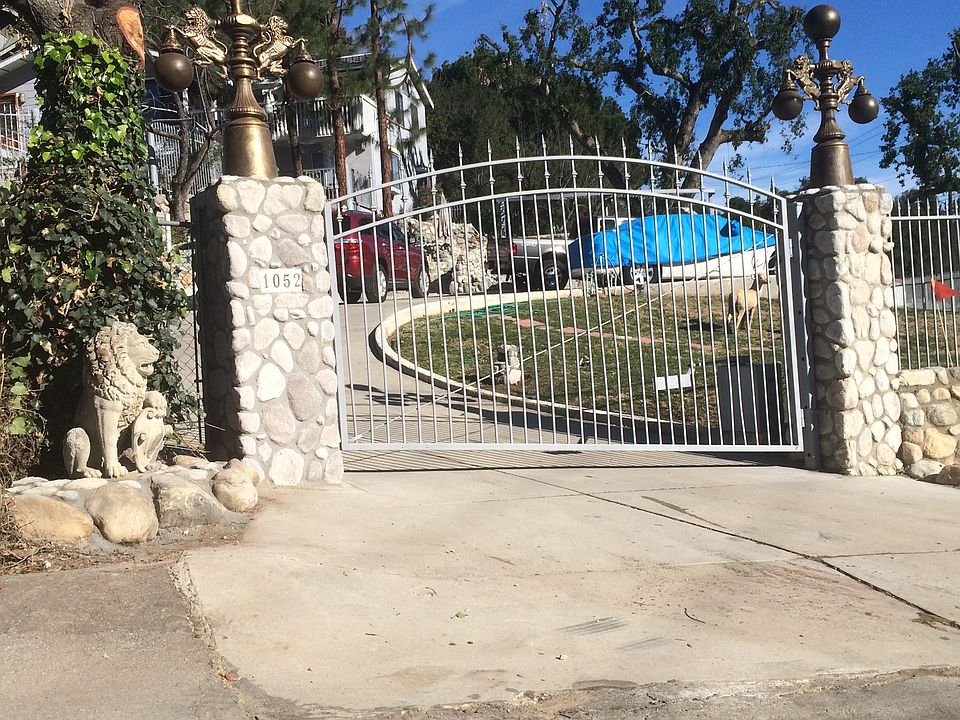 2nd image of 1052 Carbon Canyon Rd