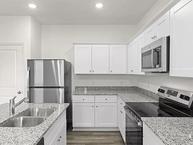 Kitchen 3 (Fridge Included)