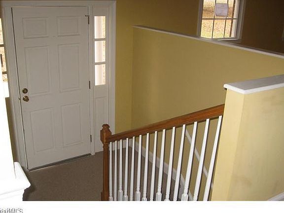 3rd image of 2864 Alpha St