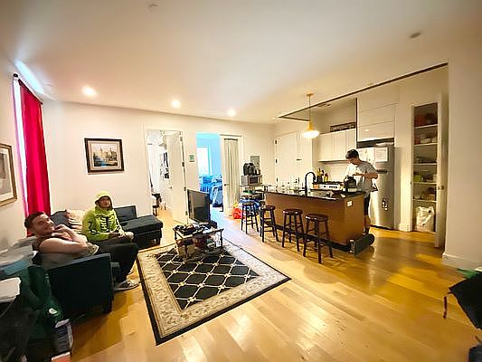 1st image of 87 Winthrop St #1L
