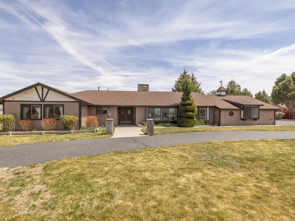 108 Palomino Dr, Big Bear City, CA 92314