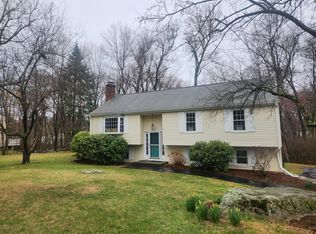 6 Fox Hill Rd, Ashland, MA 01721