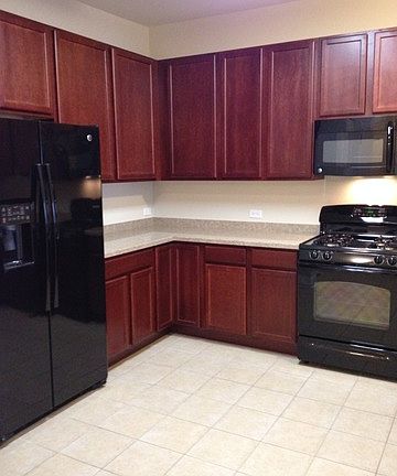 2nd image of 3975 Idlewild Ln 200