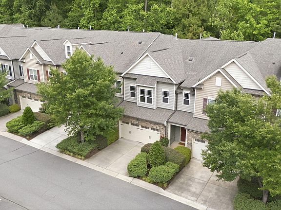 2nd image of 320 Rose Walk Ln
